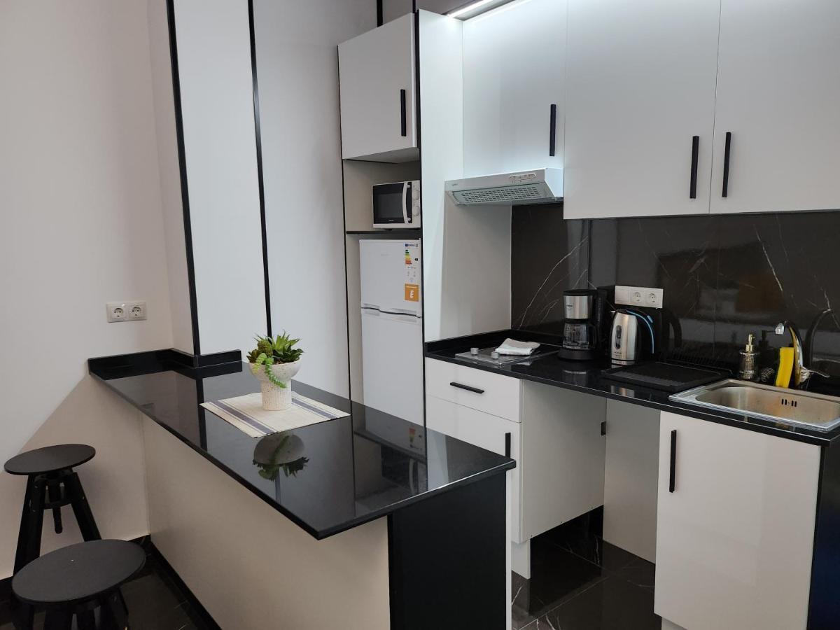 M-A Estudio 3 Cruces 12 Appartement Madrid Buitenkant foto