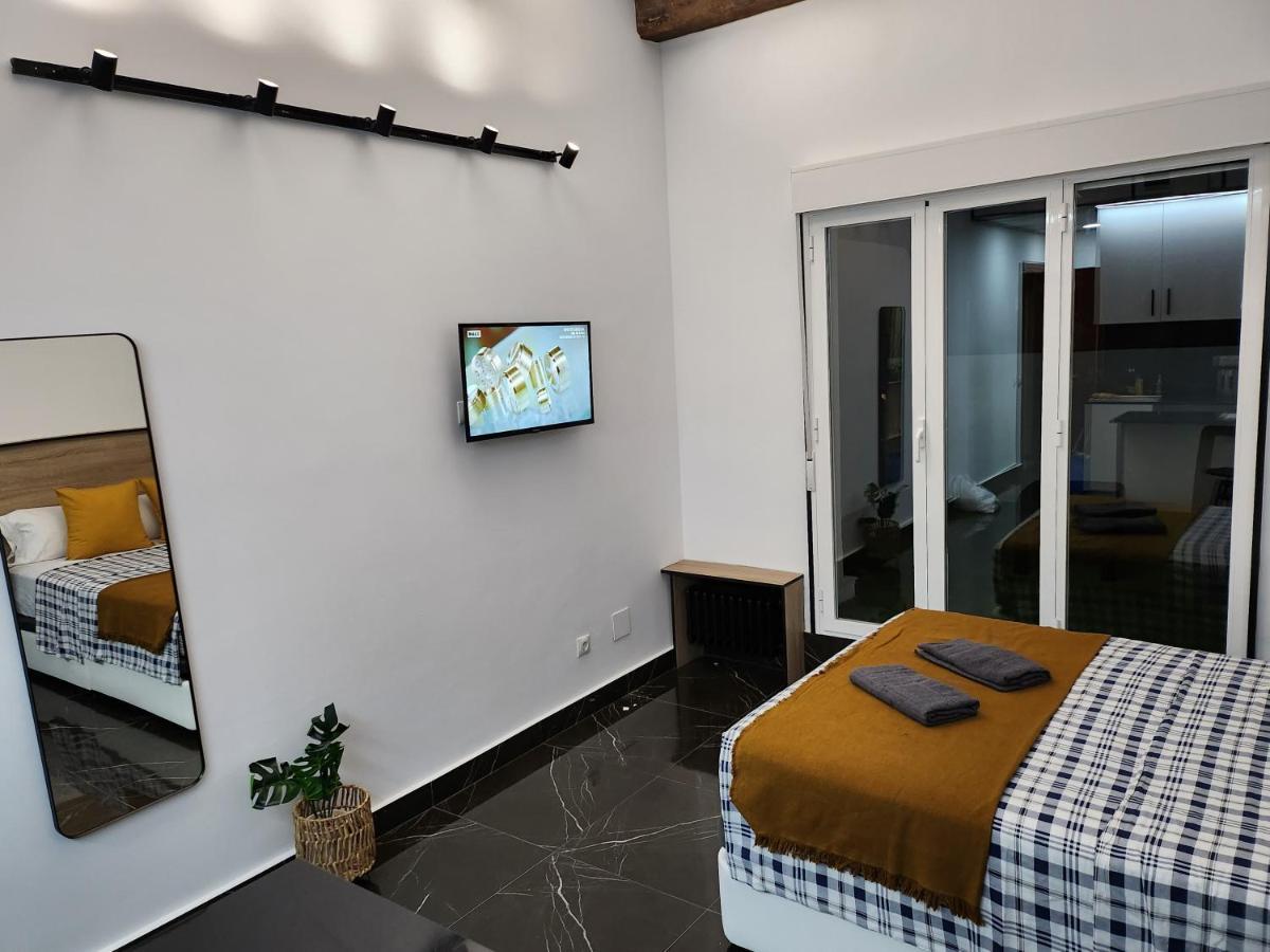 M-A Estudio 3 Cruces 12 Appartement Madrid Buitenkant foto